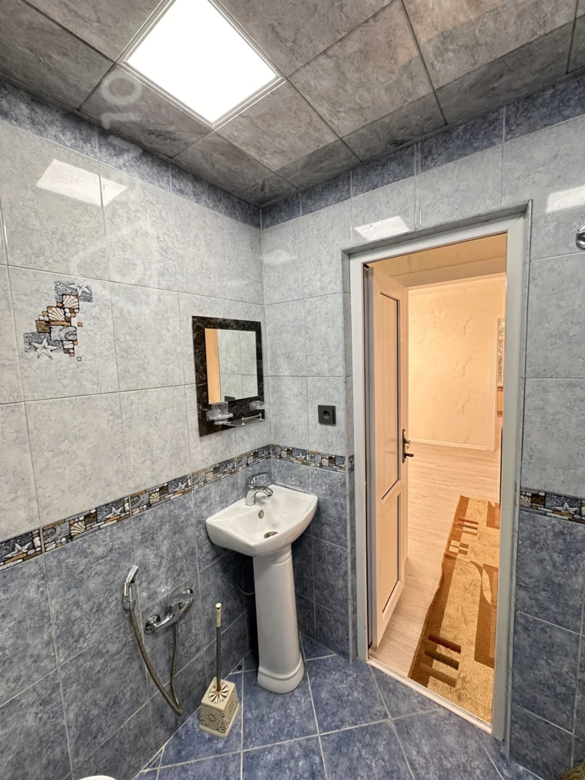 Satılır 3 otaqlı köhnə tikili 65 m²