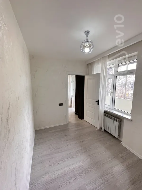 Satılır 3 otaqlı köhnə tikili 65 m²