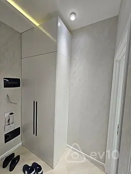 Kirayə verilir 2 otaqlı yeni tikili 56 m²