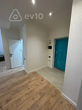 Kirayə verilir 3 otaqlı yeni tikili 90 m²