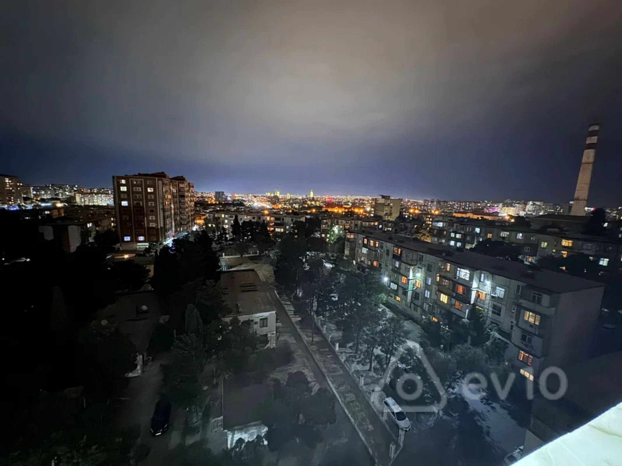 Kirayə verilir 4 otaqlı yeni tikili 180 m²