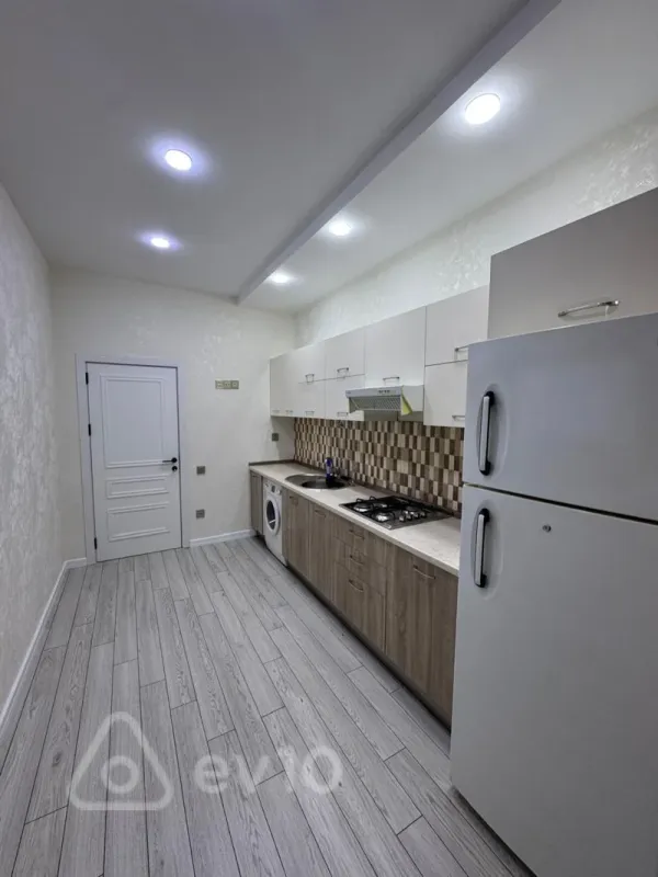 Satılır 3 otaqlı yeni tikili 88 m²