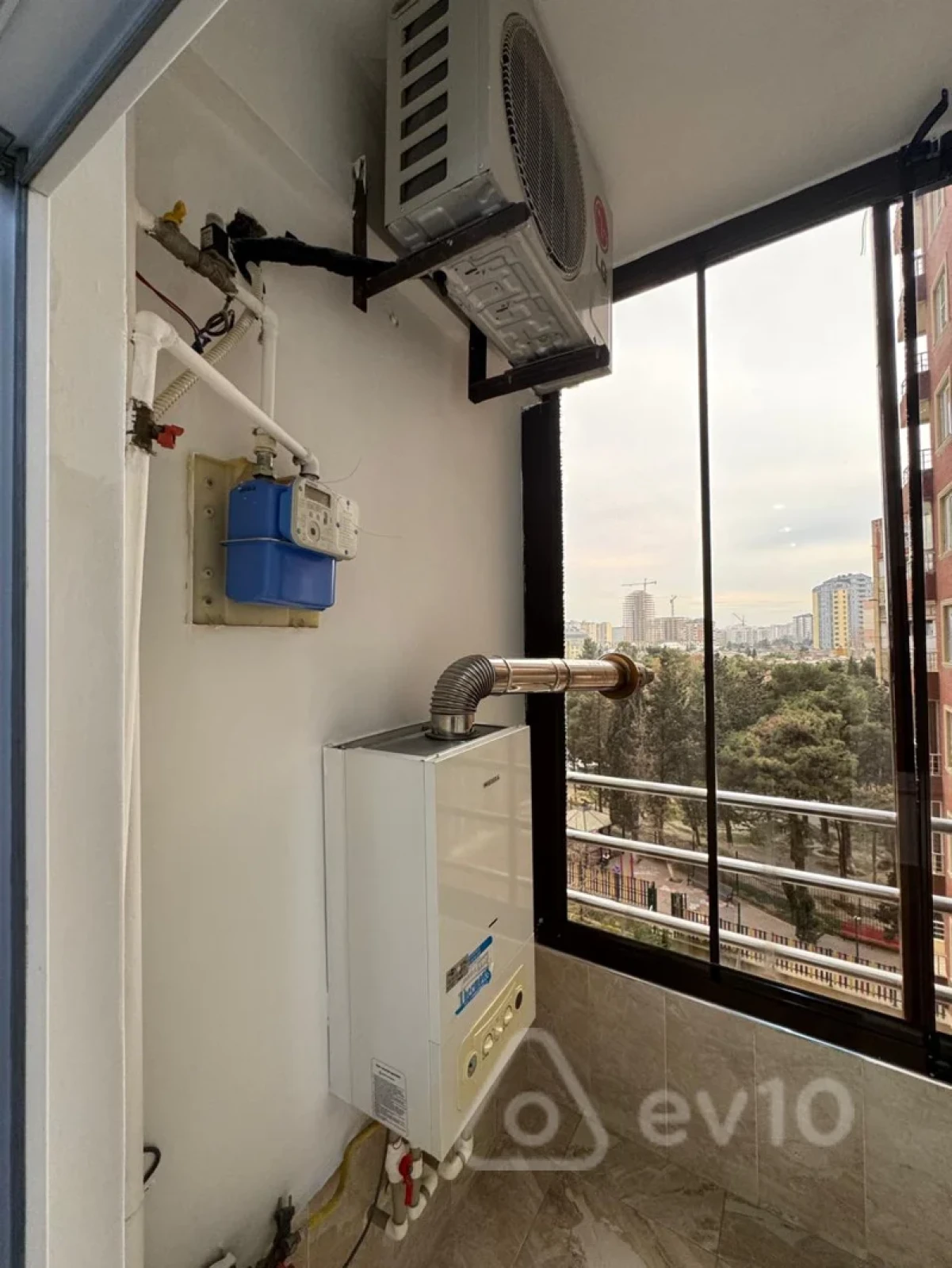 Satılır 3 otaqlı yeni tikili 88 m²