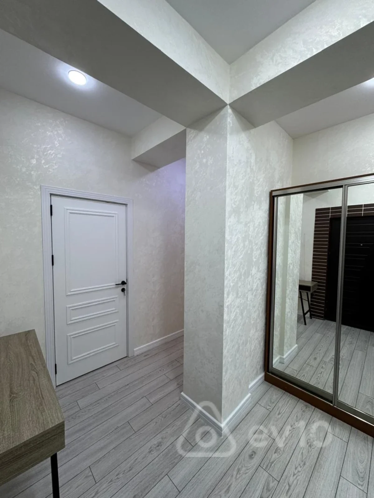 Satılır 3 otaqlı yeni tikili 88 m²