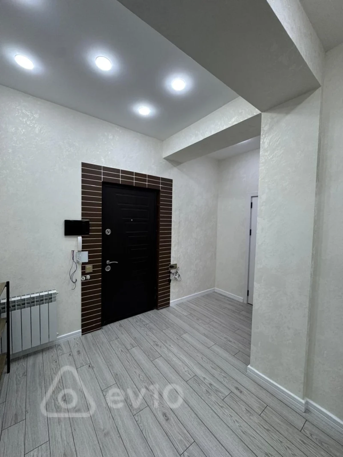 Satılır 3 otaqlı yeni tikili 88 m²