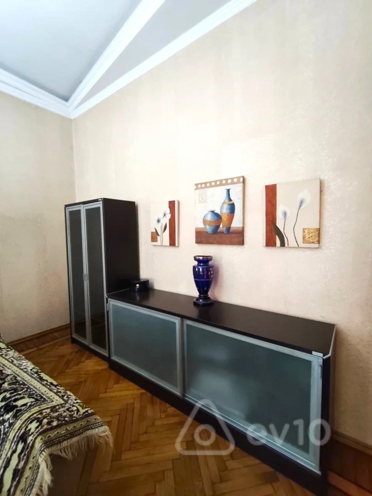 Kirayə verilir 4 otaqlı köhnə tikili 120 m²