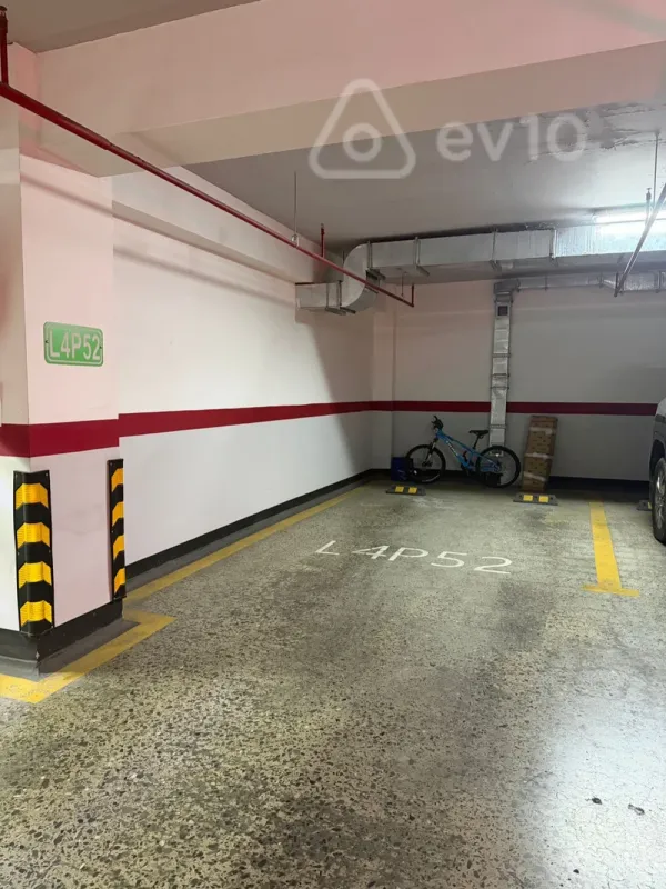 Satılır 3 otaqlı yeni tikili 105 m²