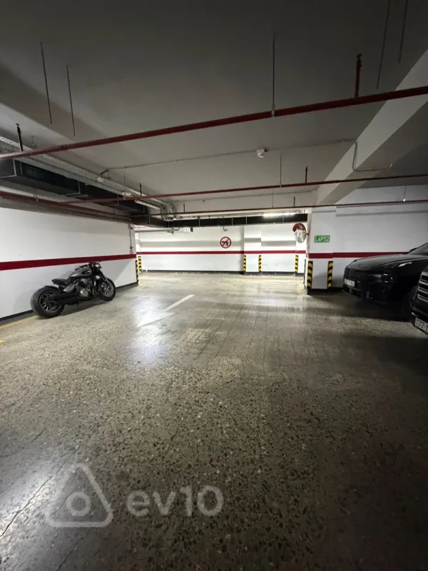 Satılır 3 otaqlı yeni tikili 105 m²