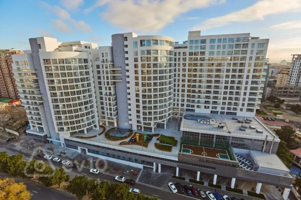 Satılır 3 otaqlı yeni tikili 105 m²