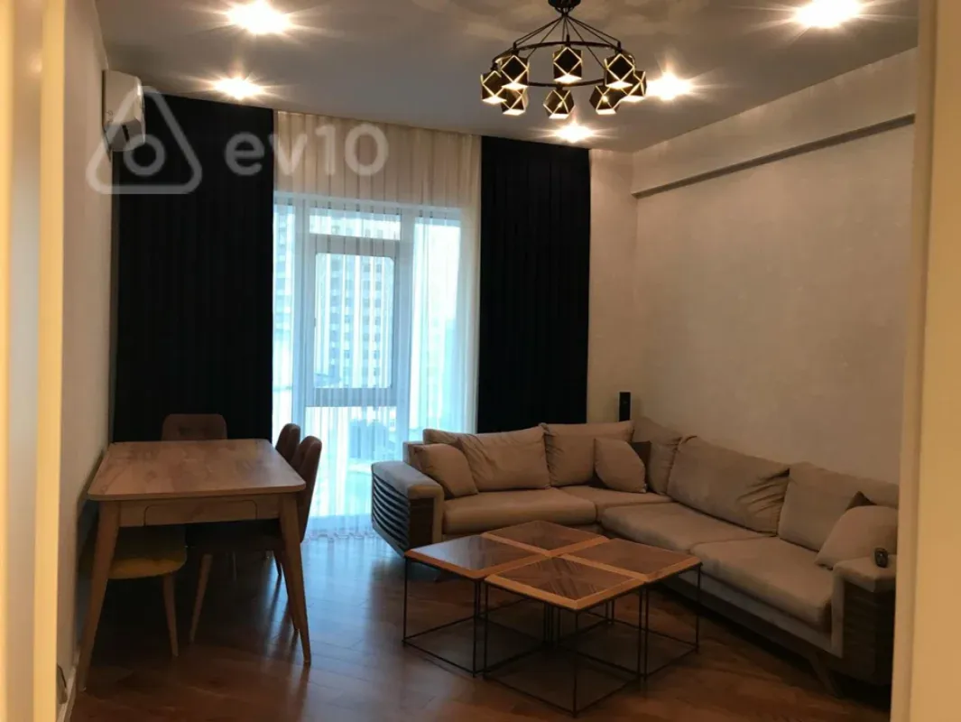 Satılır 3 otaqlı yeni tikili 105 m²