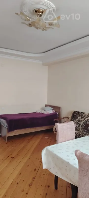Kirayə verilir 2 otaqlı yeni tikili 80 m²