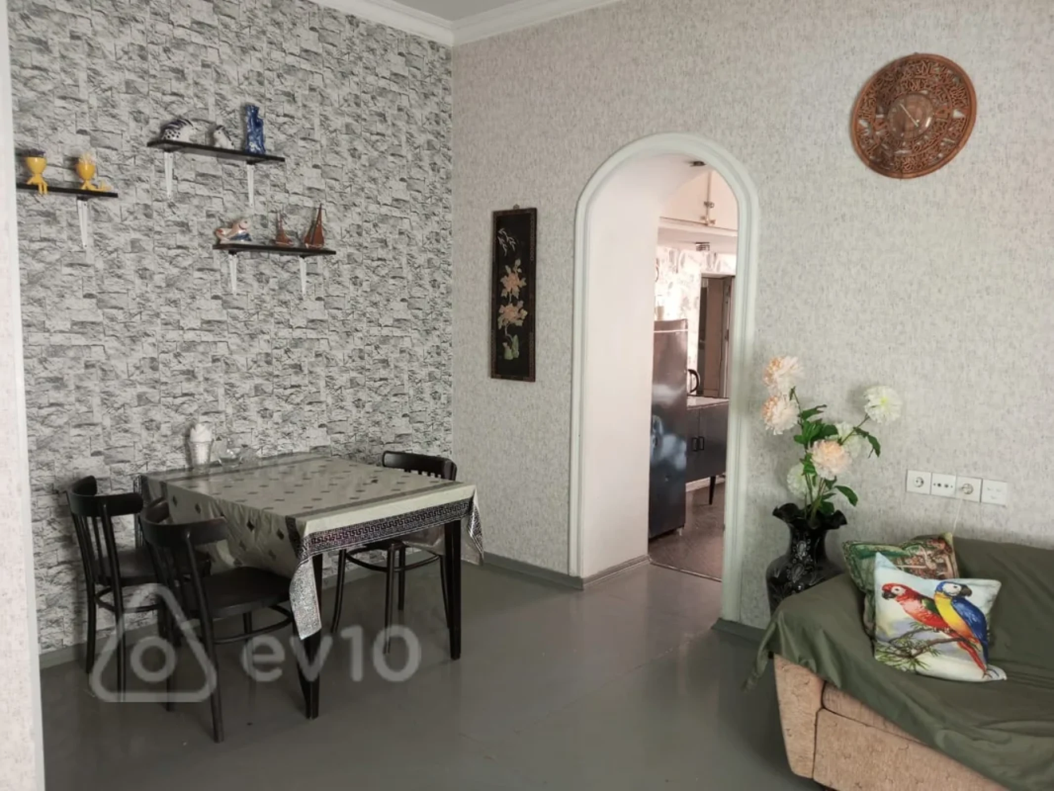 Kirayə verilir 3 otaqlı yeni tikili 65 m²