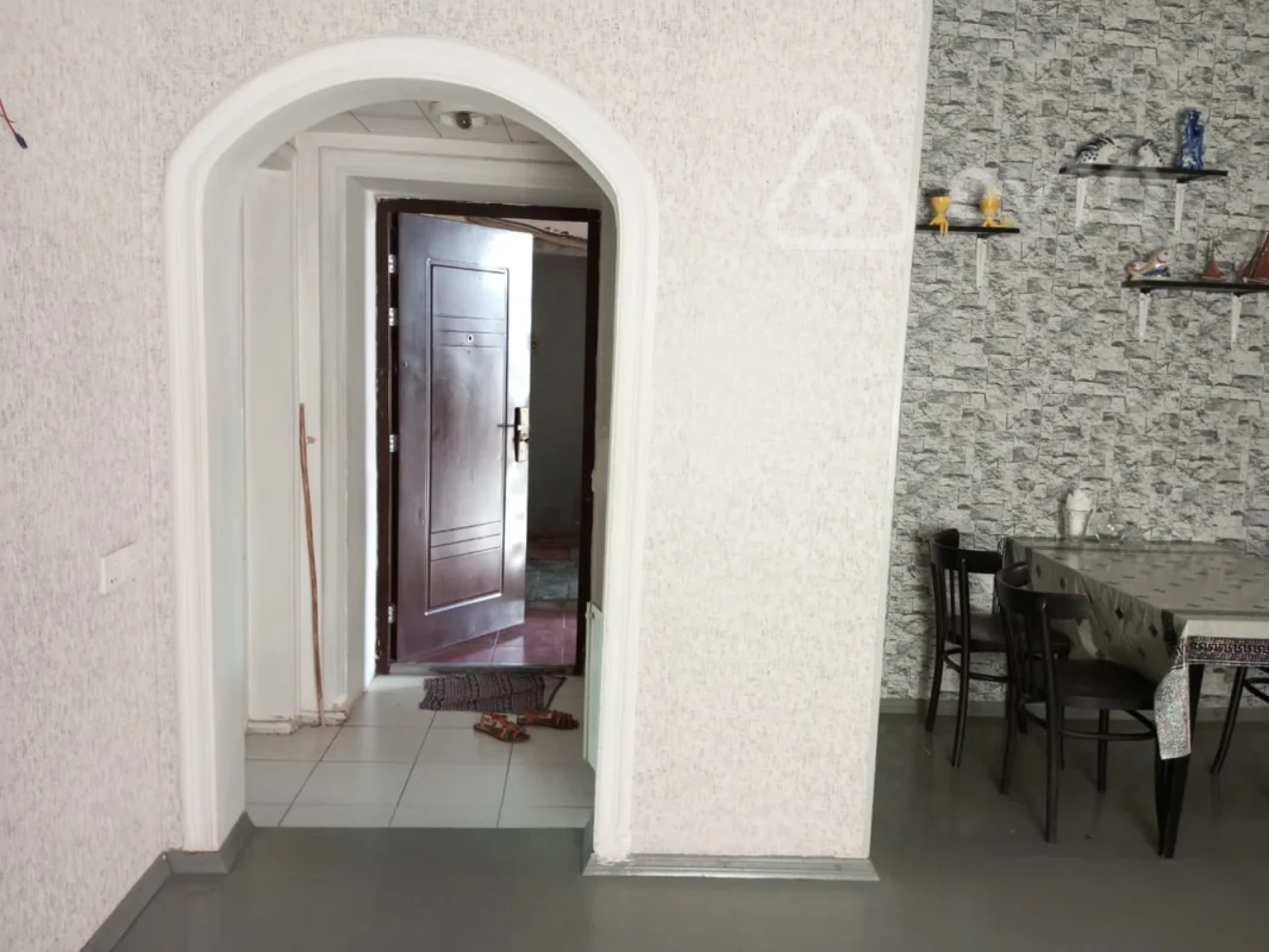 Kirayə verilir 3 otaqlı yeni tikili 65 m²