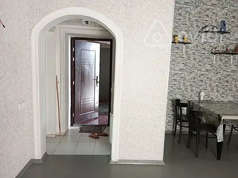 Kirayə verilir 3 otaqlı yeni tikili 65 m²