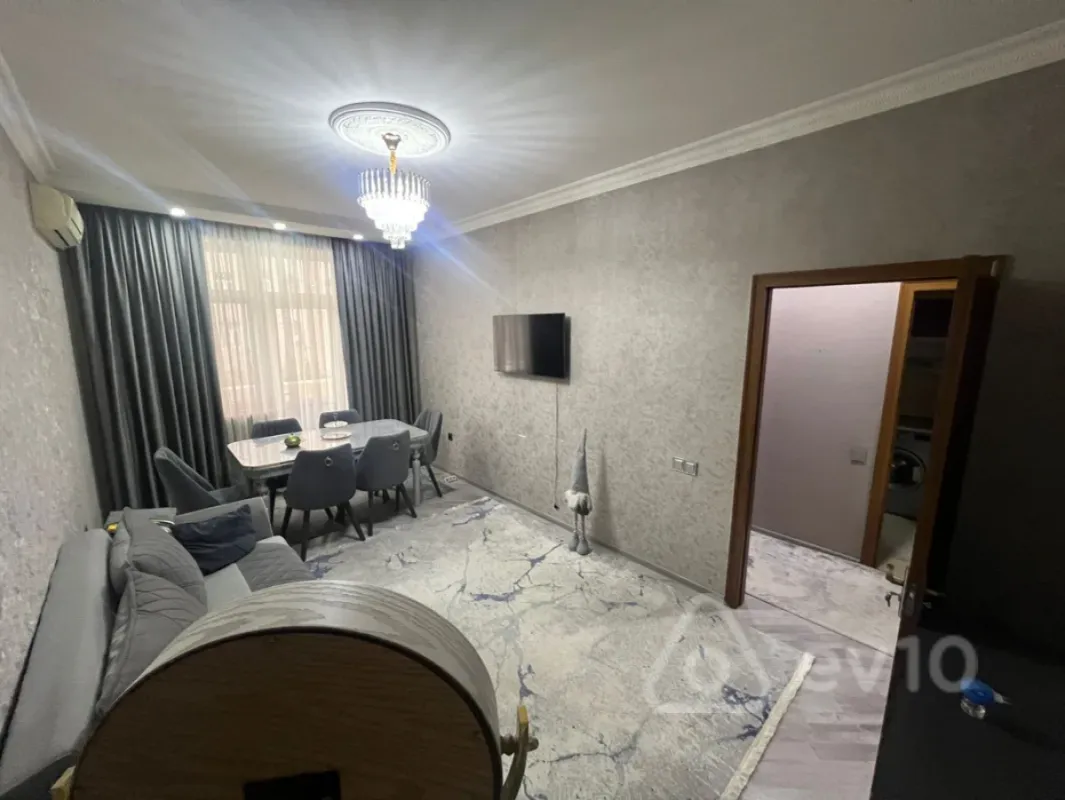 Kirayə verilir 3 otaqlı yeni tikili 65 m²