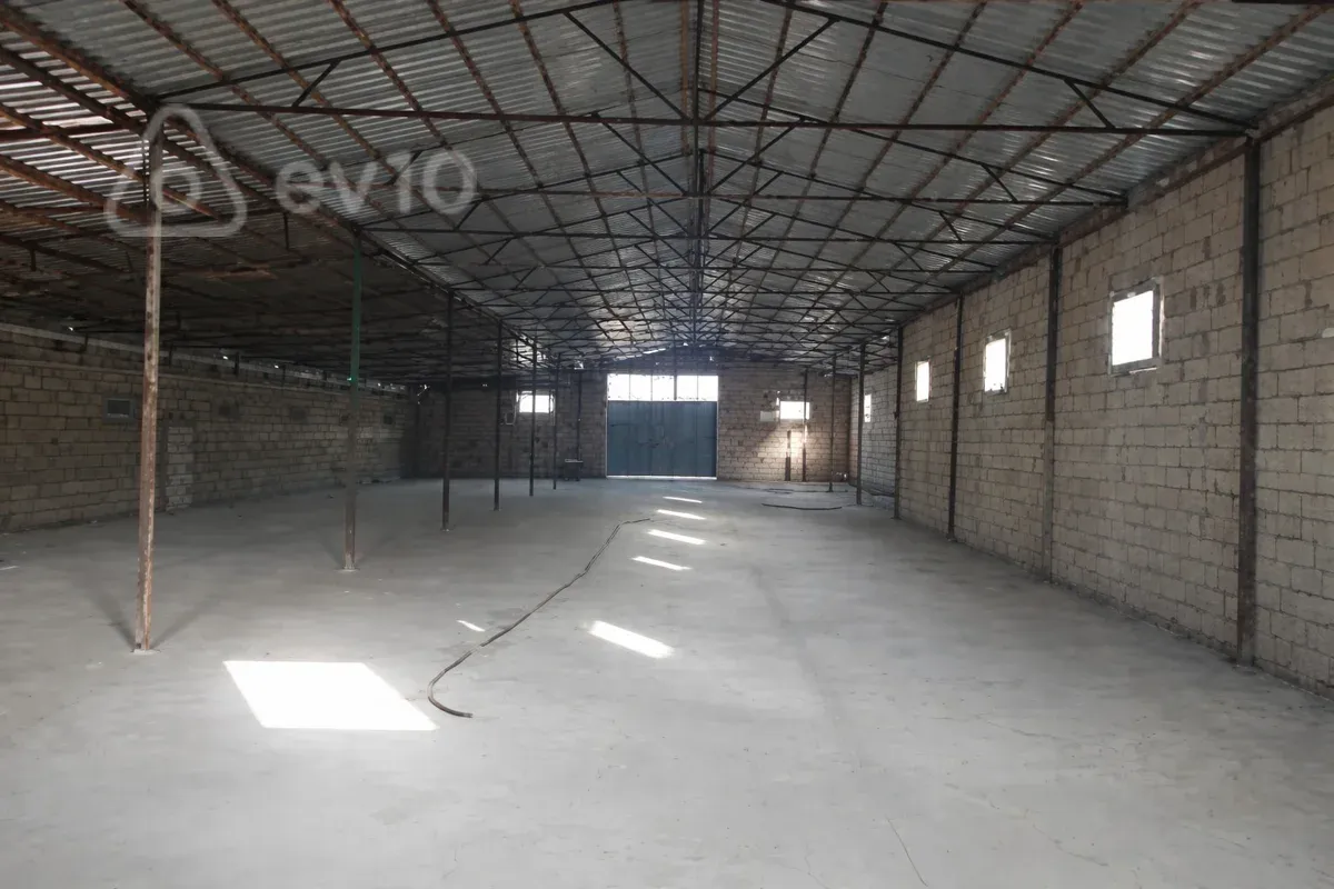 Kirayə verilir mənzil 230 m²