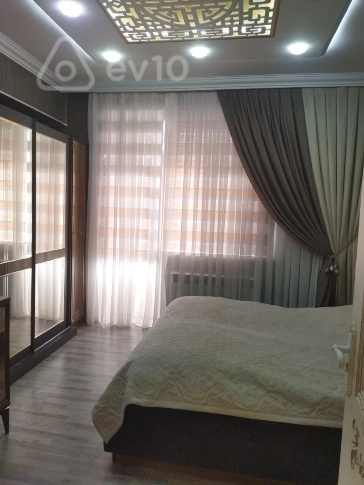 Kirayə verilir 3 otaqlı yeni tikili 110 m²