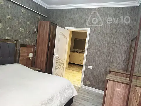 Kirayə verilir 3 otaqlı yeni tikili 110 m²