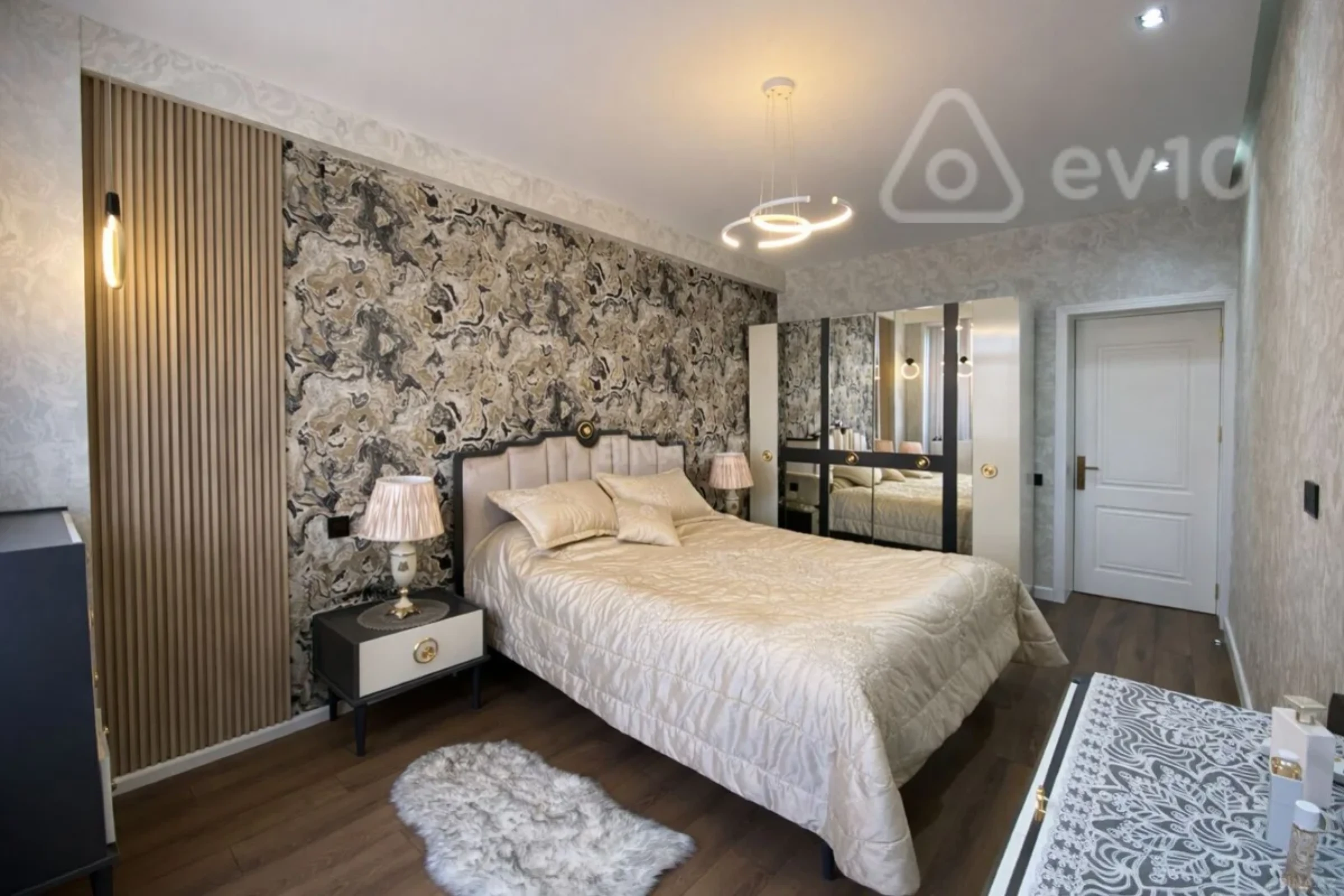 Kirayə verilir 2 otaqlı yeni tikili 73 m²