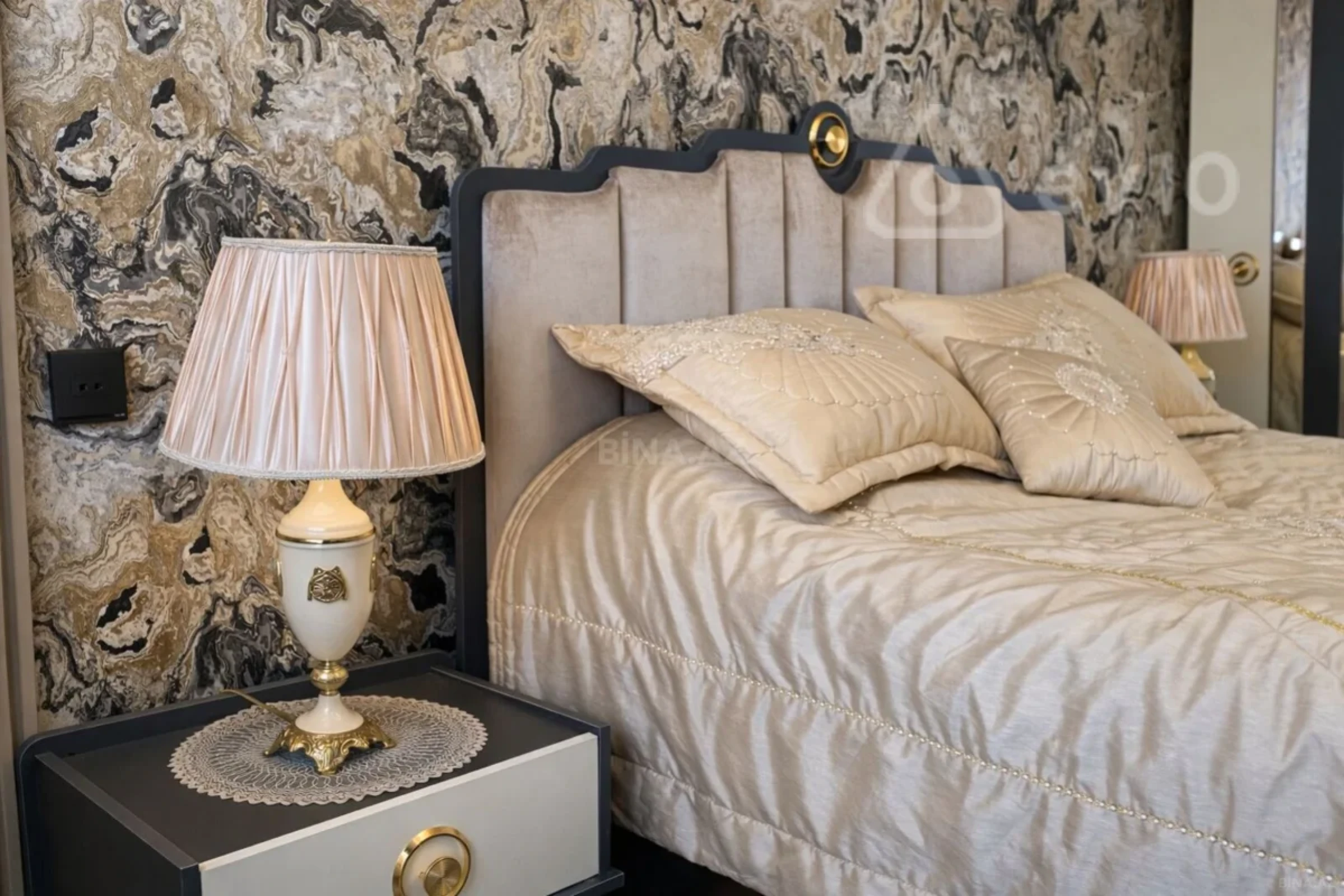 Kirayə verilir 2 otaqlı yeni tikili 73 m²