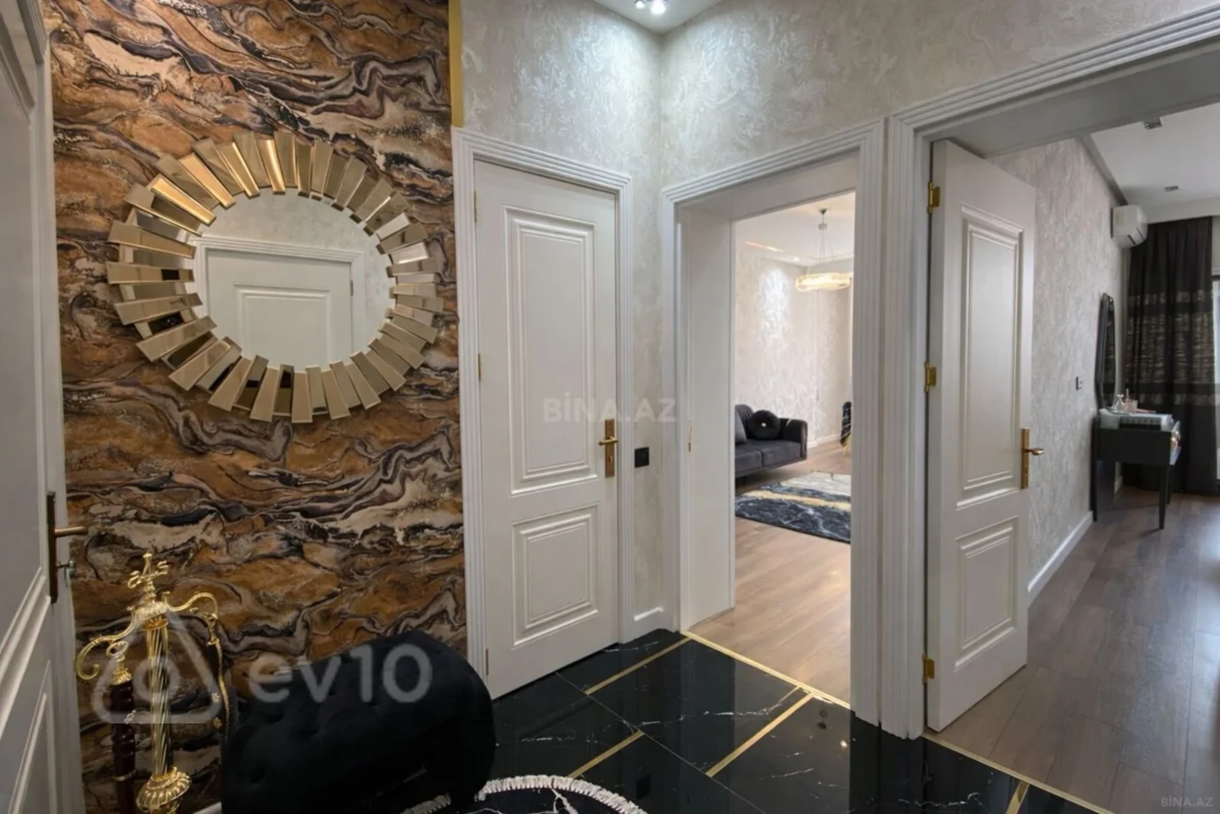 Kirayə verilir 2 otaqlı yeni tikili 73 m²