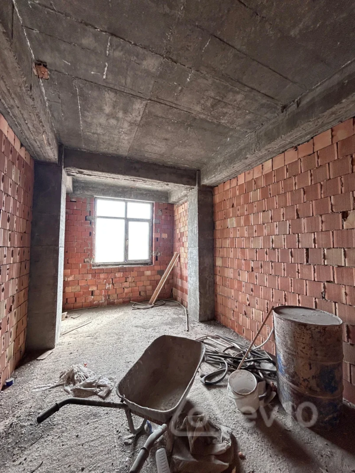 Satılır 2 otaqlı yeni tikili 65 m²