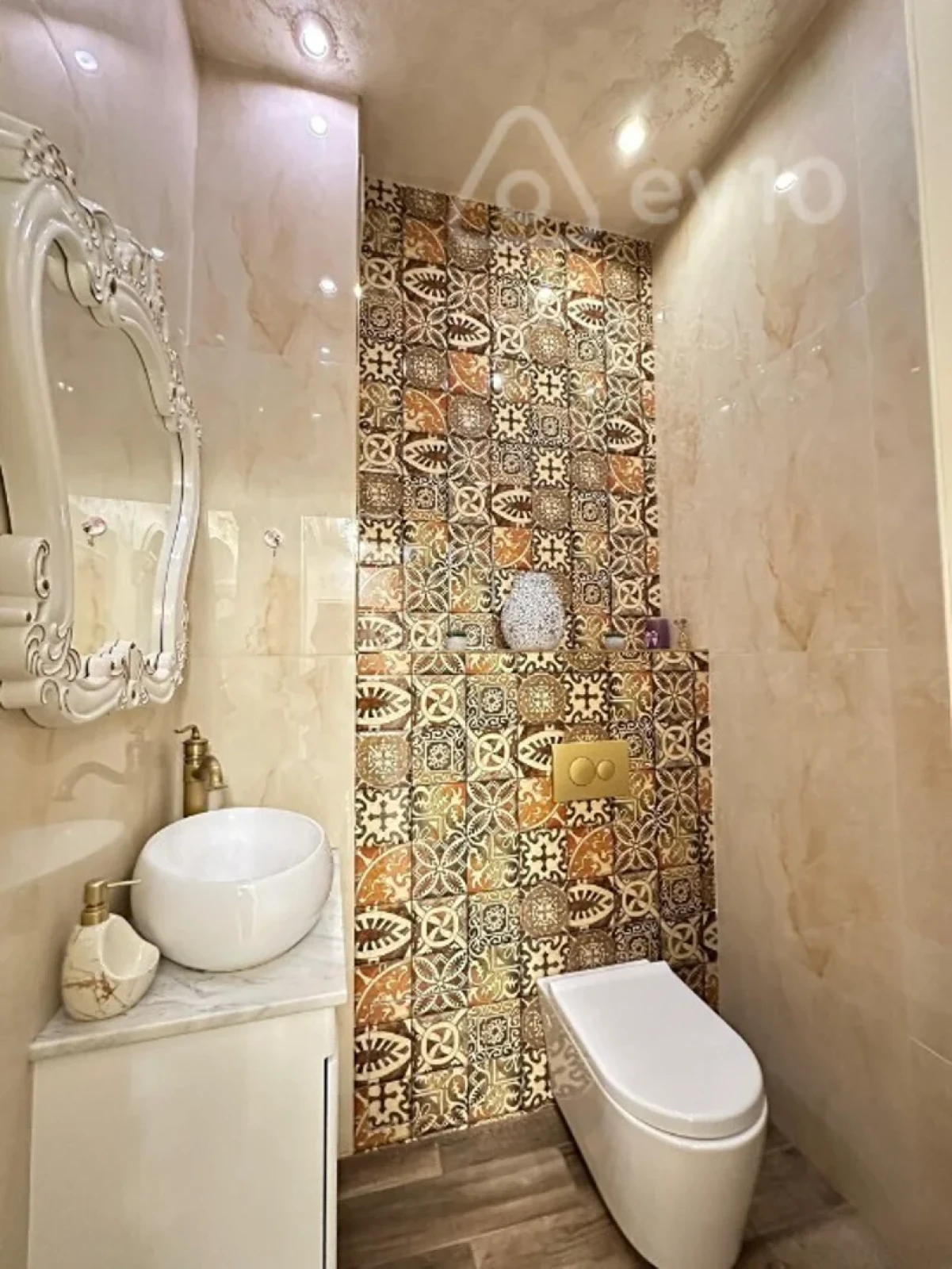 Satılır 2 otaqlı yeni tikili 75 m²