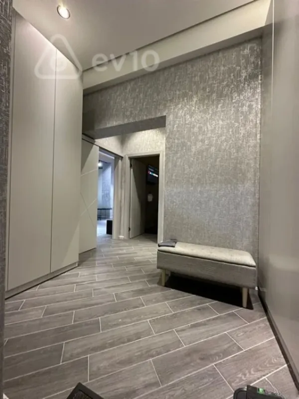 Satılır 2 otaqlı yeni tikili 75 m²