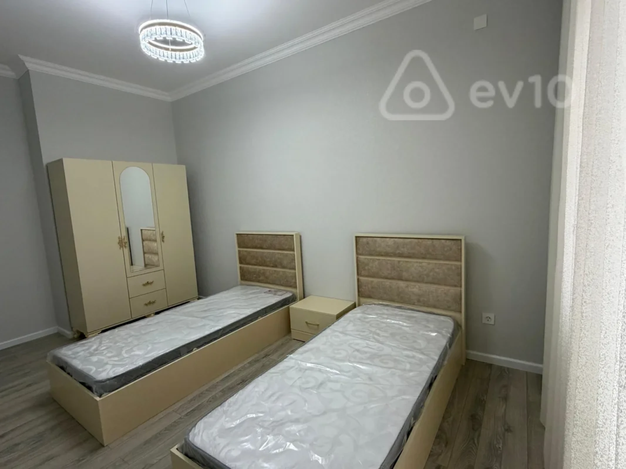 Kirayə verilir 3 otaqlı yeni tikili 110 m²