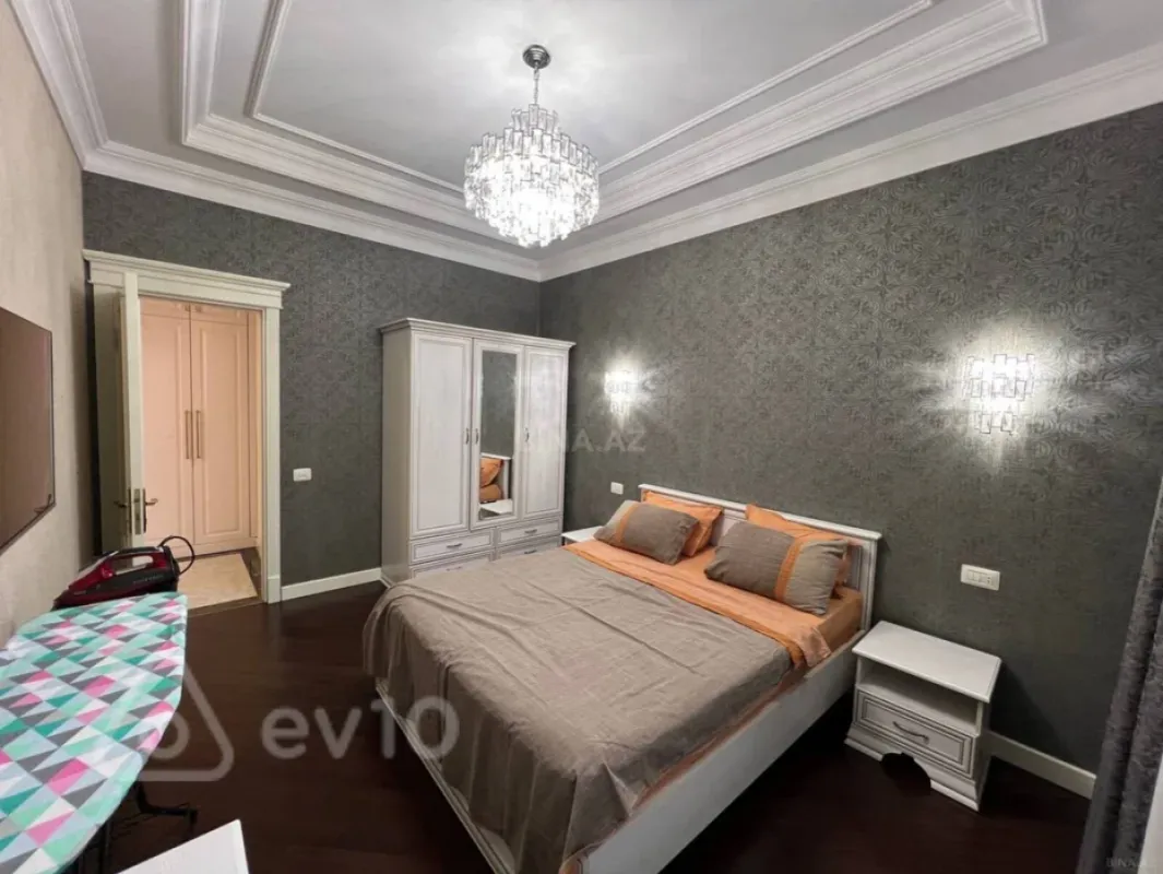 Kirayə verilir 2 otaqlı yeni tikili 84 m²