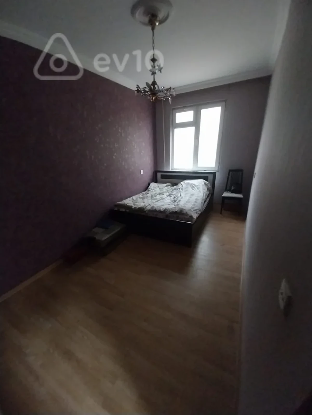 Kirayə verilir 2 otaqlı köhnə tikili 60 m²
