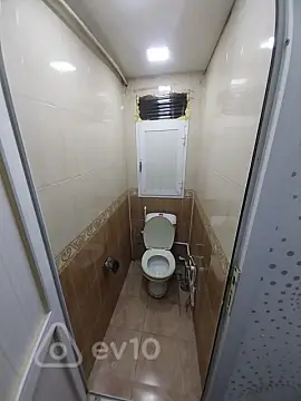 Kirayə verilir 2 otaqlı köhnə tikili 60 m²