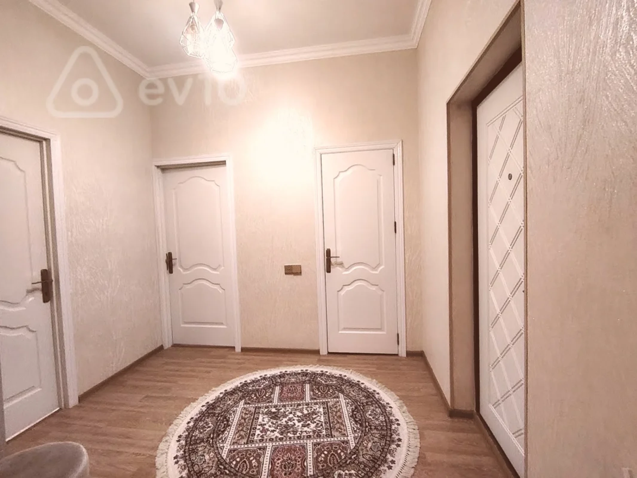 Satılır 3 otaqlı yeni tikili 110 m²