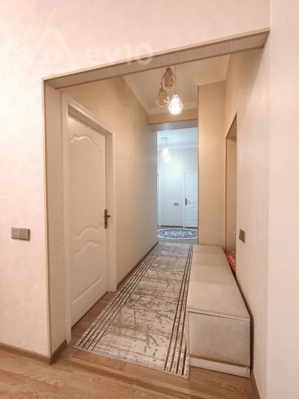 Satılır 3 otaqlı yeni tikili 110 m²