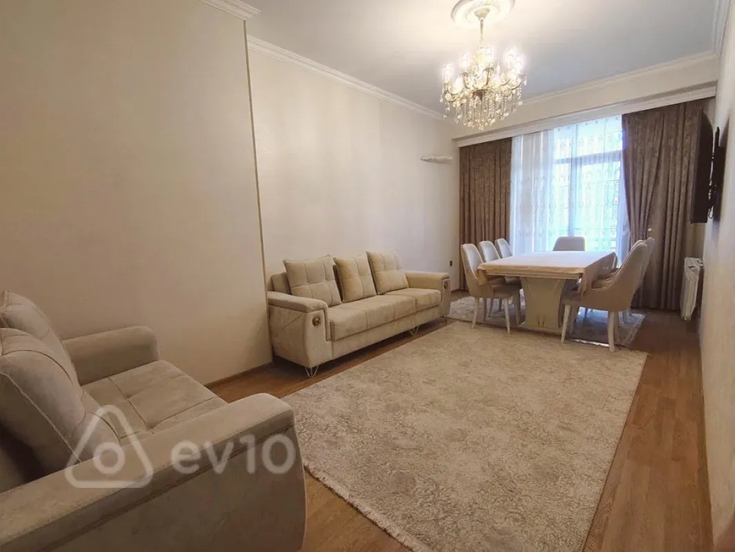 Satılır 3 otaqlı yeni tikili 110 m²