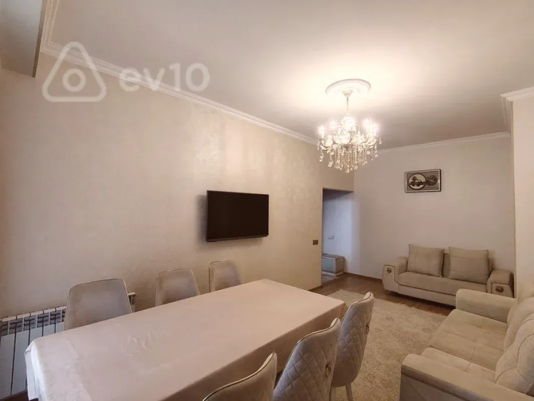 Satılır 3 otaqlı yeni tikili 110 m²