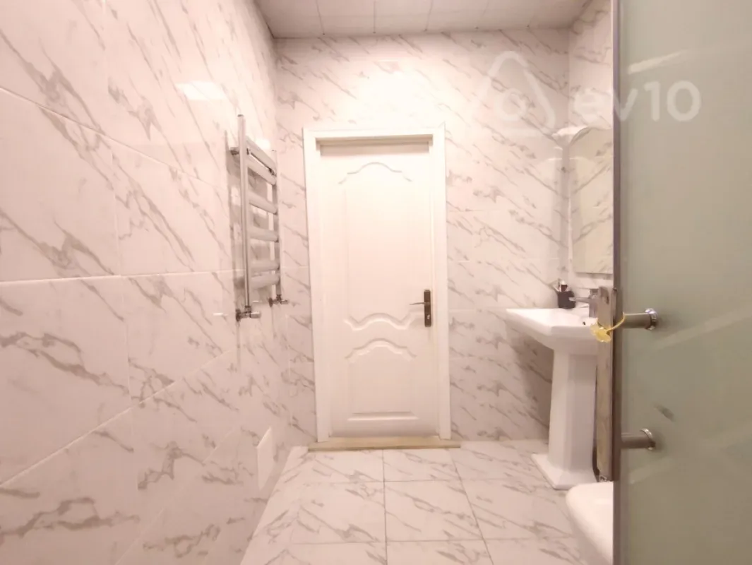 Satılır 3 otaqlı yeni tikili 110 m²