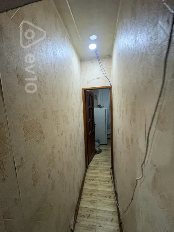 Kirayə verilir 2 otaqlı köhnə tikili 55 m²