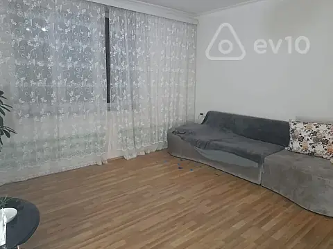 Satılır 2 otaqlı köhnə tikili 66 m²