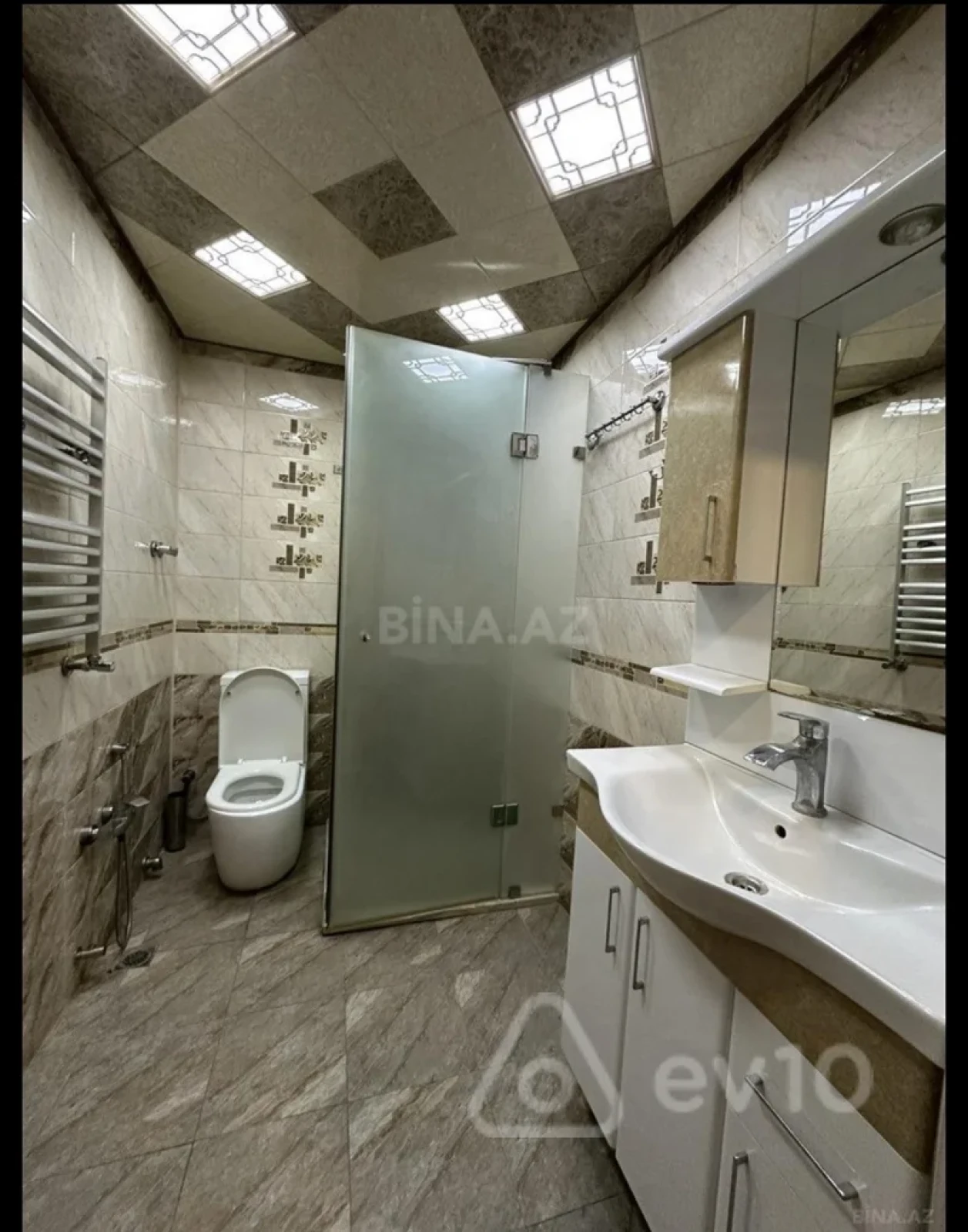 Kirayə verilir 2 otaqlı yeni tikili 58 m²