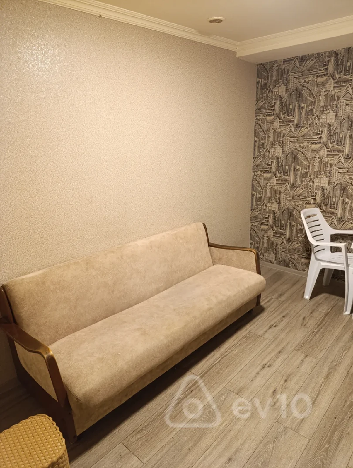 Kirayə verilir 1 otaqlı köhnə tikili 18 m²