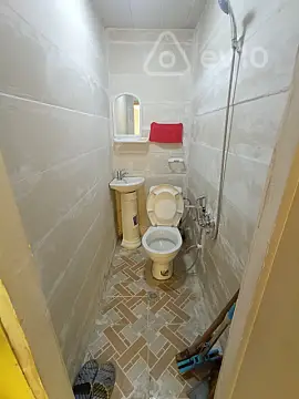 Satılır 1 otaqlı həyət evi 15 m²