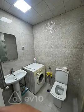 Kirayə verilir 2 otaqlı yeni tikili 55 m²