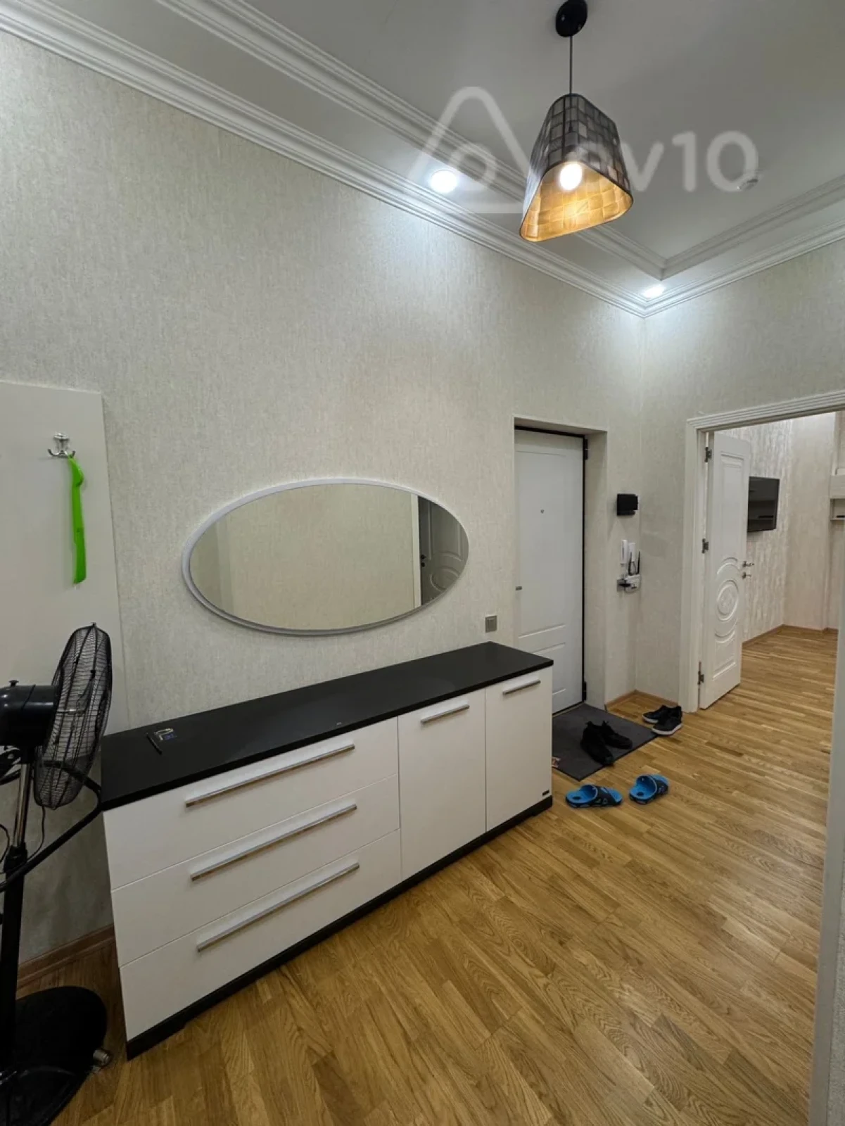 Kirayə verilir 2 otaqlı yeni tikili 68 m²