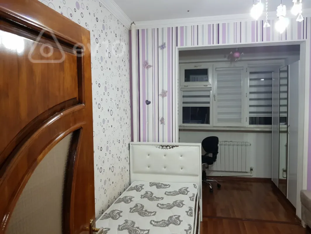 Kirayə verilir 3 otaqlı köhnə tikili 75 m²