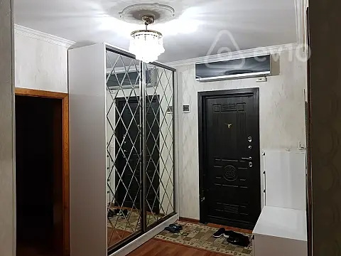 Kirayə verilir 3 otaqlı köhnə tikili 75 m²