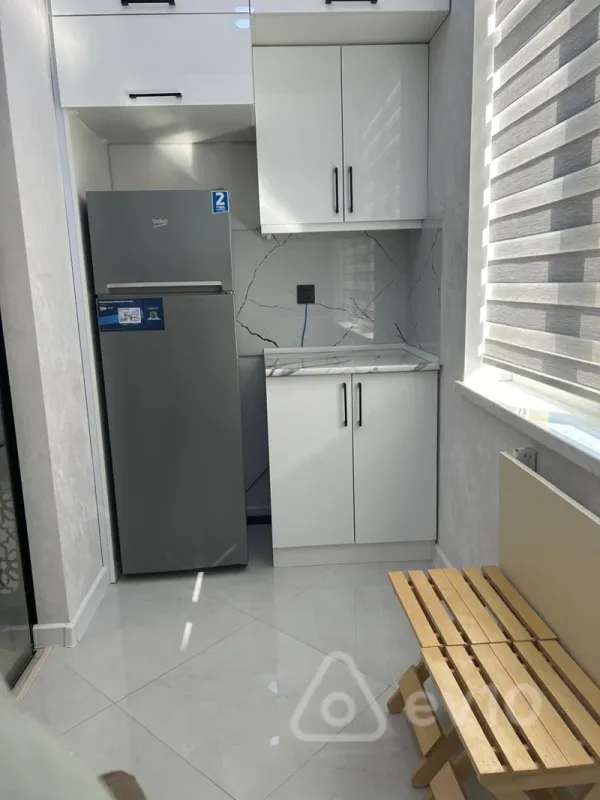 Kirayə verilir 2 otaqlı yeni tikili 65 m²