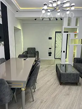 Kirayə verilir 2 otaqlı yeni tikili 65 m²