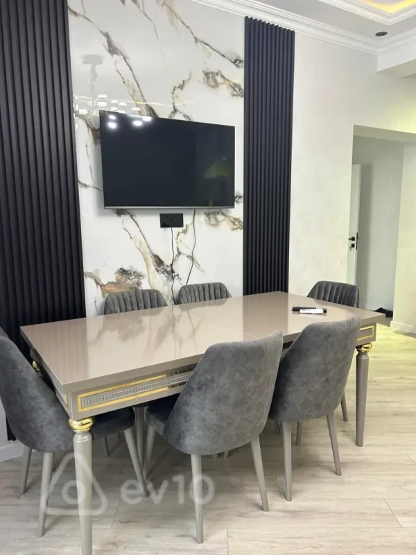 Kirayə verilir 2 otaqlı yeni tikili 65 m²