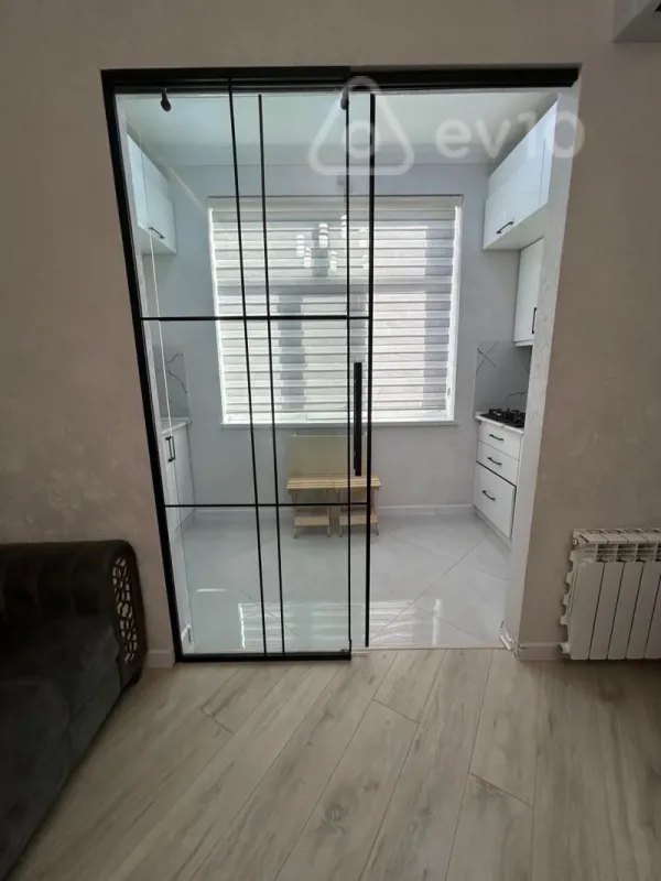 Kirayə verilir 2 otaqlı yeni tikili 65 m²
